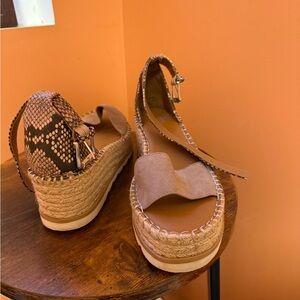 Universal Thread Tan Espadrille Wedge Sandals